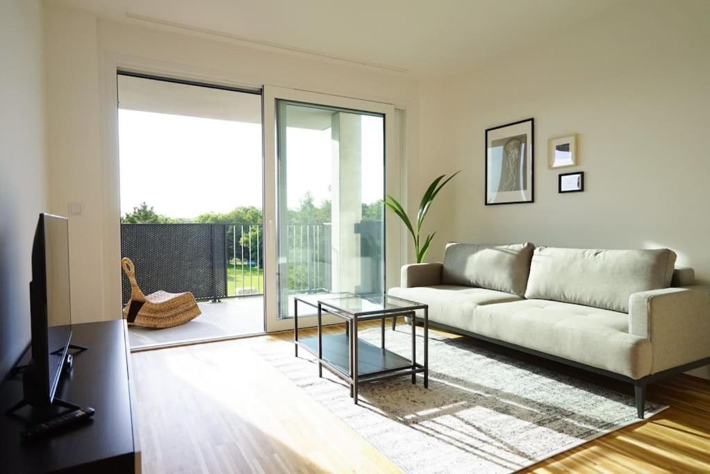 Apartment With Terrace Near Metro Station And Spa Wien Eksteriør billede