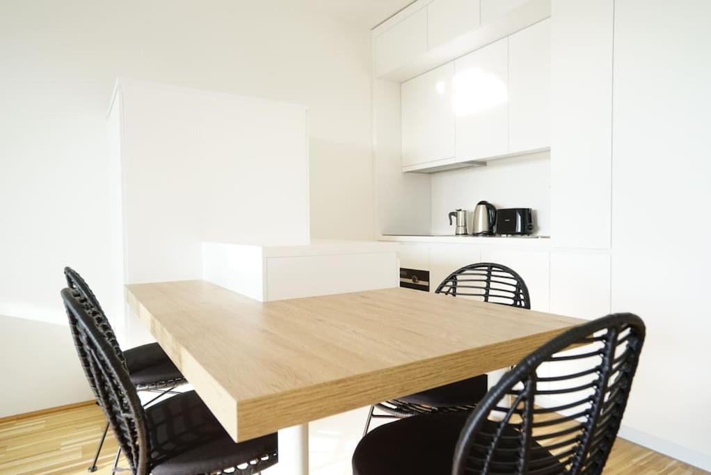Apartment With Terrace Near Metro Station And Spa Wien Eksteriør billede